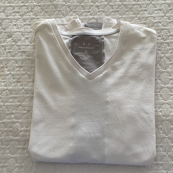 A/X Armani Exchange Men’s V neck short sleeve tee-shirt XL - Picture 8 of 8